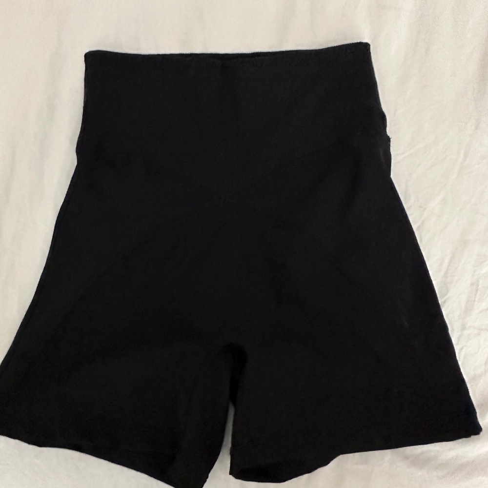 Aerie Ribbed Biker Short